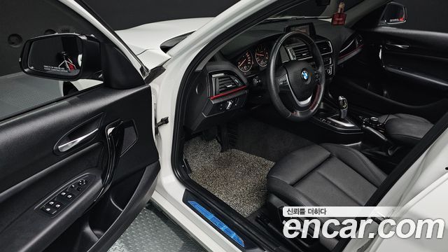 BMW 1 Series (F20) 118d Sport 5Door 2017 — фото 10