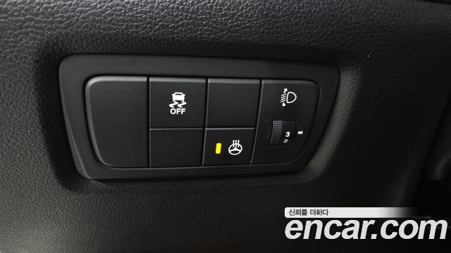 KG Mobility (SsangYong) Korando C 2.2 RX 2WD DLX 2016 — фото 13