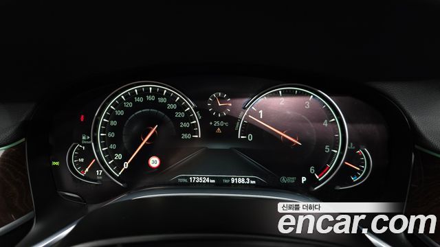 BMW 7 Series (G11) 730Ld xDrive 2016 — фото 8