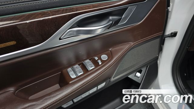 BMW 7 Series (G11) 730Ld xDrive 2016 — фото 15