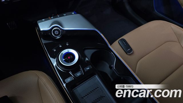 Kia EV6 Long Range Earth 2023 — фото 9