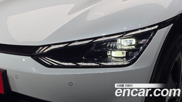 Kia EV6 Long Range Earth 2023 — фото 22