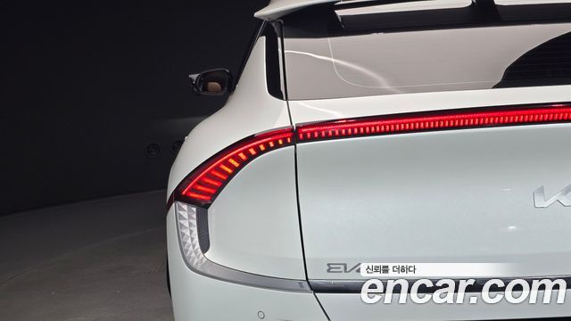Kia EV6 Long Range Earth 2023 — фото 23