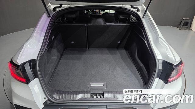Renault Korea Arkana 1.6 E-TECH Techno 2025 — фото 17
