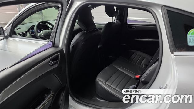 Renault Korea Arkana 1.6 E-TECH Techno 2025 — фото 18