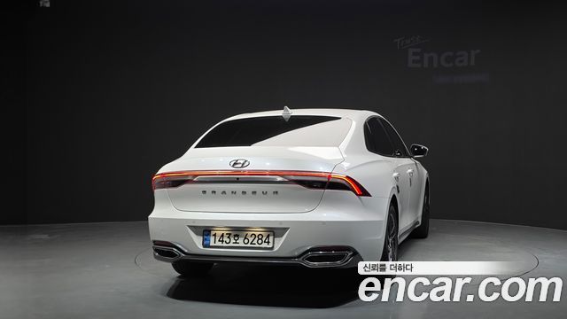 Hyundai Grandeur (IG) 3.0 LPi Rent Car Premium 2022 — фото 4