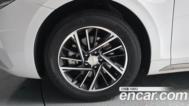Hyundai Grandeur (IG) 3.0 LPi Rent Car Premium 2022 — фото 5