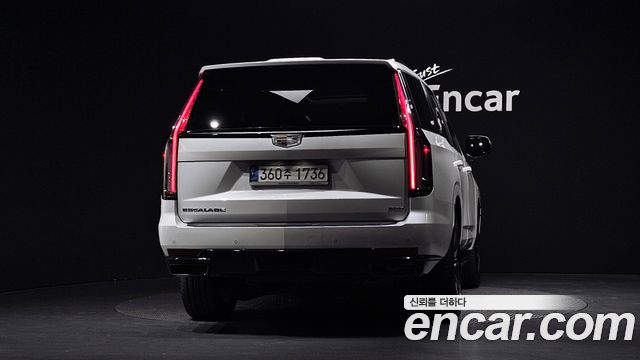 Cadillac Escalade (V) 6.2 Sports Platinum 2021 — фото 4