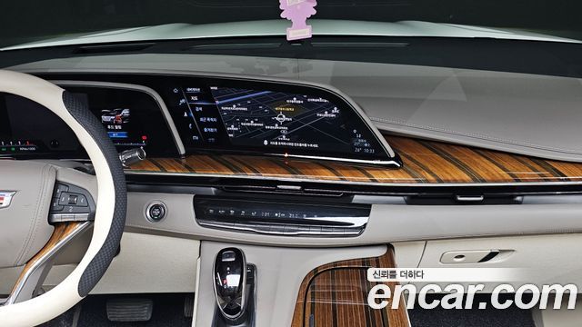 Cadillac Escalade (V) 6.2 Sports Platinum 2021 — фото 13