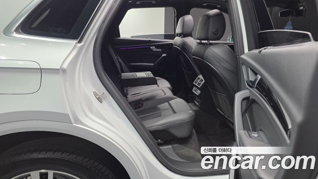 Audi Q5 (FY) 40 TDI Quattro Premium 2021 — фото 11