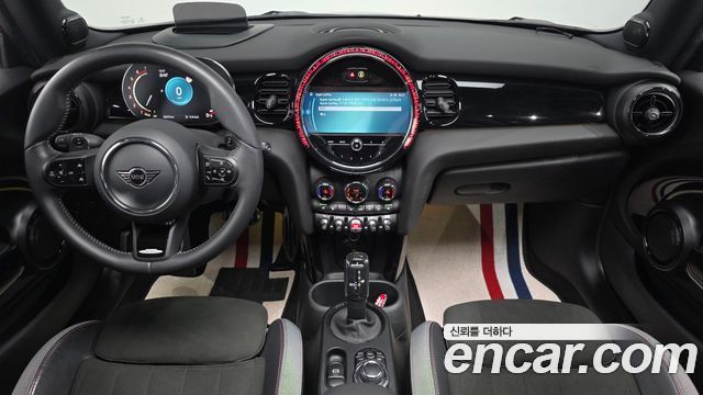 MINI Cooper S JCW 3rd Generation 2023 — фото 7