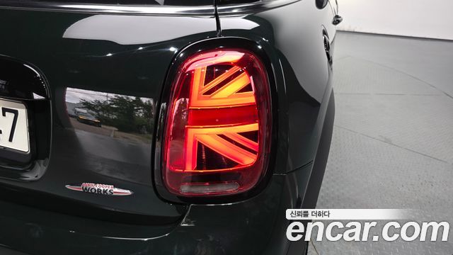 MINI Cooper S JCW 3rd Generation 2023 — фото 23