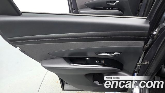 Hyundai Tucson Hybrid (NX4) HEV 1.6 2WD Premium 2024 — фото 25