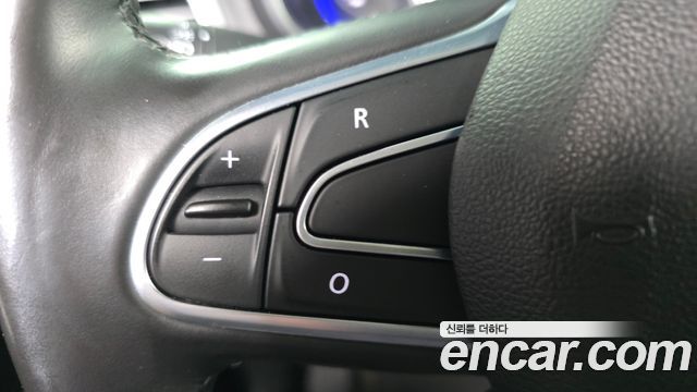 Renault Korea QM6 2.0 LPe RE Signature 2WD 2021 — фото 16