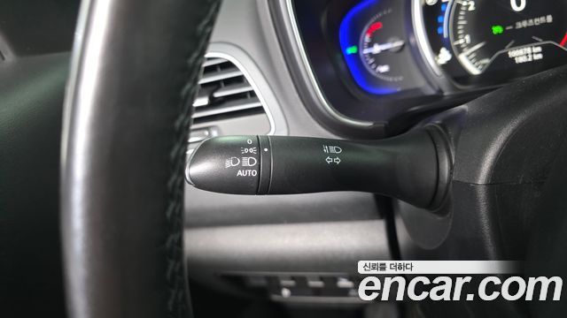 Renault Korea QM6 2.0 LPe RE Signature 2WD 2021 — фото 36