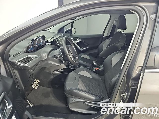 Peugeot 2008 1.6 BlueHDi Feline 2015 — фото 10