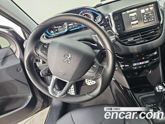Peugeot 2008 1.6 BlueHDi Feline 2015 — фото 24