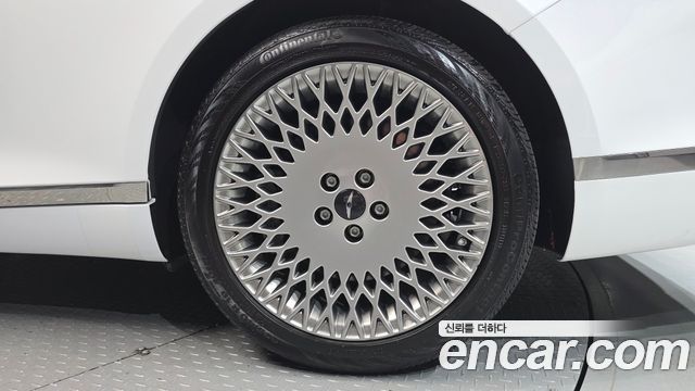 Genesis G80 (RG3) Gasoline 2.5 Turbo 2WD 2025 — фото 21