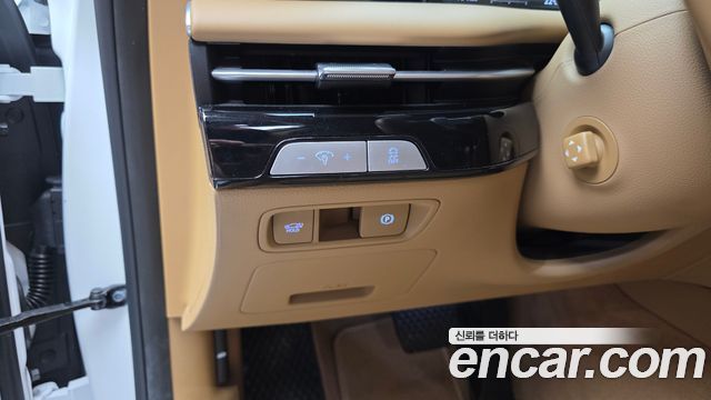Genesis G80 (RG3) Gasoline 2.5 Turbo 2WD 2025 — фото 31