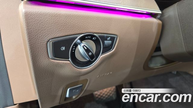 Mercedes-Benz E-Class (W213) E220d Exclusive 2019 — фото 29