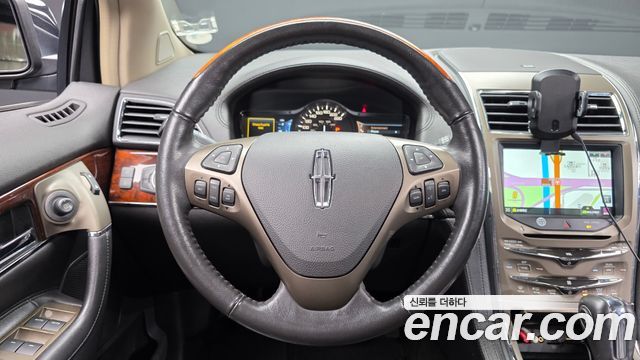 Lincoln MKX 3.7 AWD 2012 — фото 13
