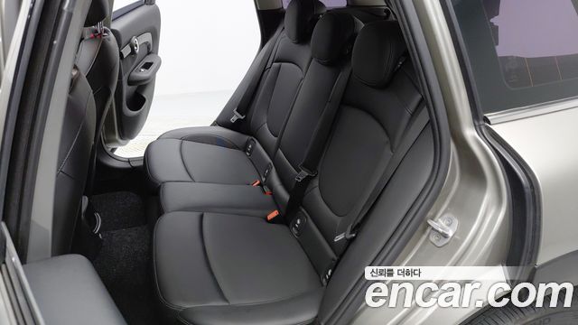 MINI Cooper Clubman Standard 2nd 2016 — фото 15
