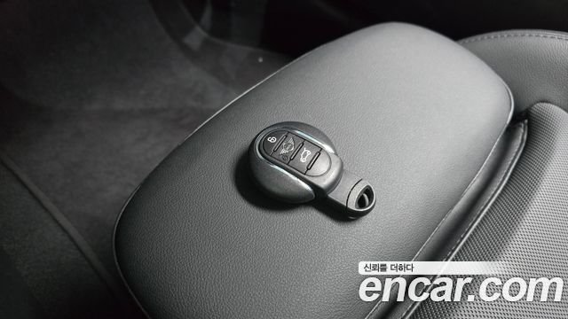 MINI Cooper Clubman Classic 2nd 2024 — фото 14
