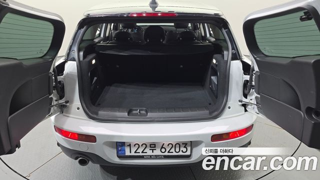 MINI Cooper Clubman Classic 2nd 2024 — фото 17
