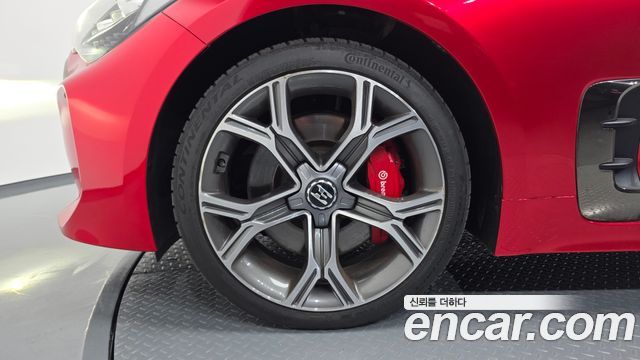 Kia Stinger 3.3 Turbo AWD GT 2020 — фото 5