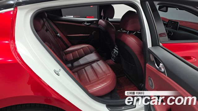 Kia Stinger 3.3 Turbo AWD GT 2020 — фото 11