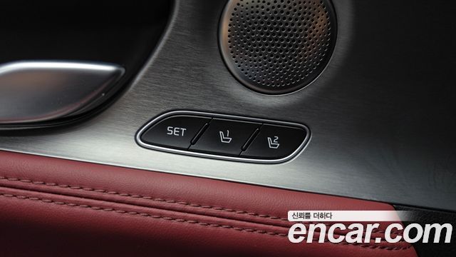 Kia Stinger 3.3 Turbo AWD GT 2020 — фото 33