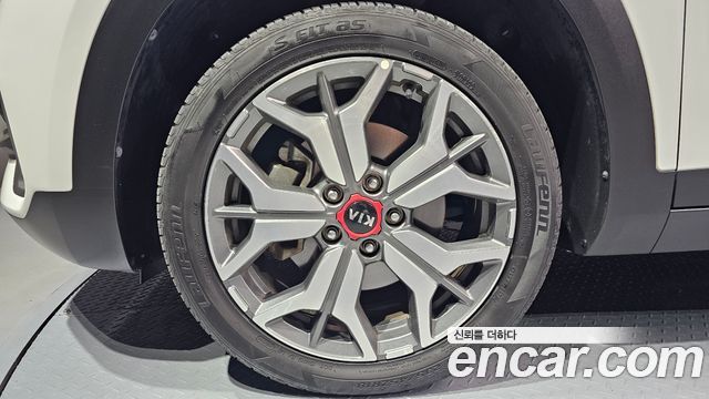 Kia Seltos Gasoline 1.6 Turbo 2WD Noblesse 2020 — фото 5