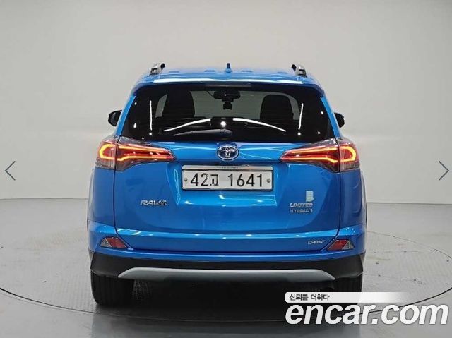 Toyota RAV4 2.5 4WD 4th 2018 — фото 4