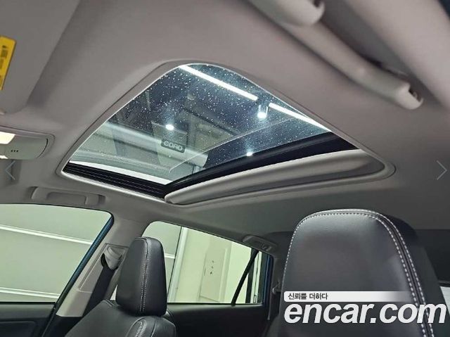 Toyota RAV4 2.5 4WD 4th 2018 — фото 18