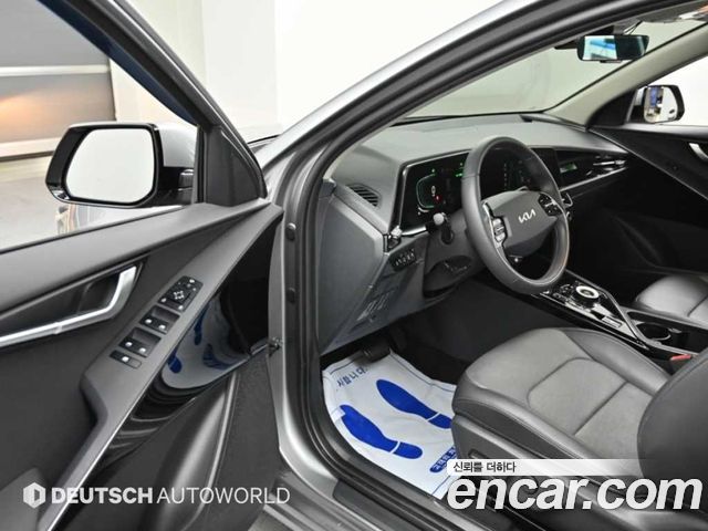 Kia Niro Prestige 2026 — фото 15