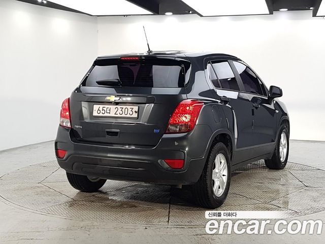 Chevrolet Trax 1.6 Diesel LS 2017 — фото 2