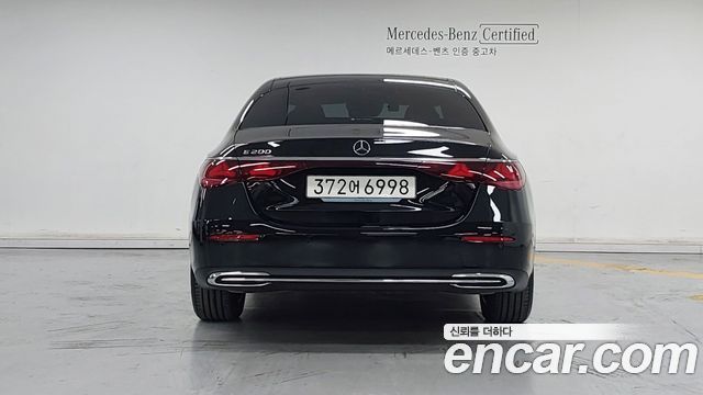 Mercedes-Benz E-Class (W214) E200 Avantgarde 2024 — фото 4