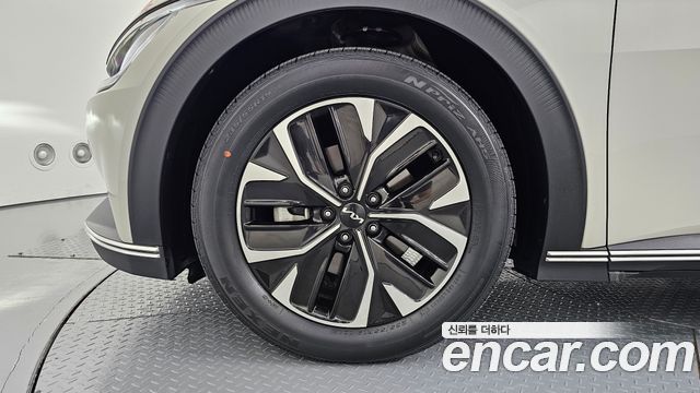 Kia EV6 Long Range Air 2022 — фото 5