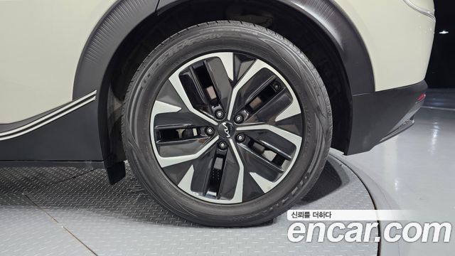 Kia EV6 Long Range Air 2022 — фото 21