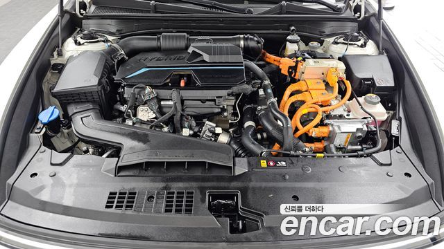 Hyundai Grandeur Hybrid (GN7) Calligraphy 2023 — фото 6