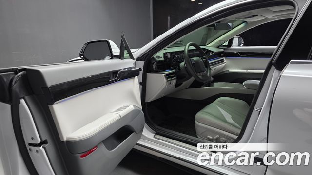 Hyundai Grandeur (GN7) 3.5 LPG 2WD Premium 2023 — фото 10