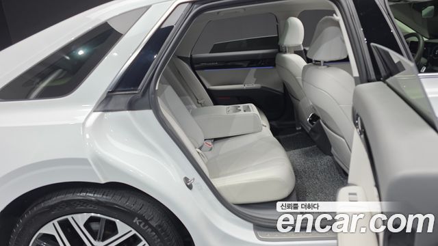 Hyundai Grandeur (GN7) 3.5 LPG 2WD Premium 2023 — фото 12