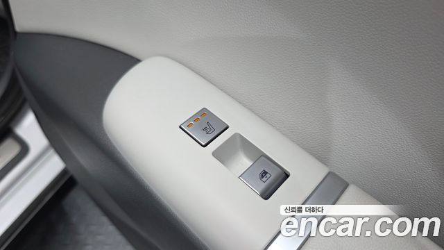 Hyundai Grandeur (GN7) 3.5 LPG 2WD Premium 2023 — фото 18