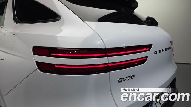 Genesis GV70 3.5T Gasoline AWD 2021 — фото 23