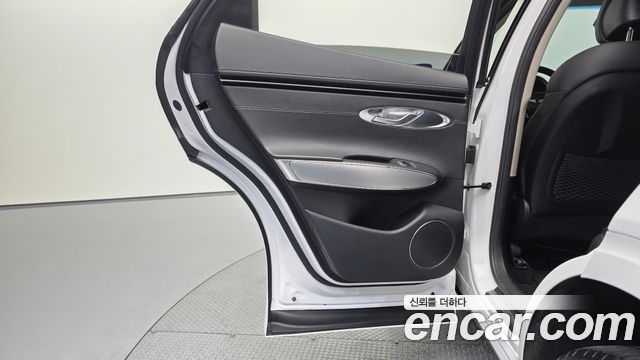 Genesis GV70 3.5T Gasoline AWD 2021 — фото 25