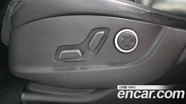 Genesis GV70 3.5T Gasoline AWD 2021 — фото 32