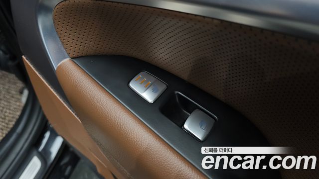 Genesis G70 2.2D AWD Supreme 2018 — фото 16