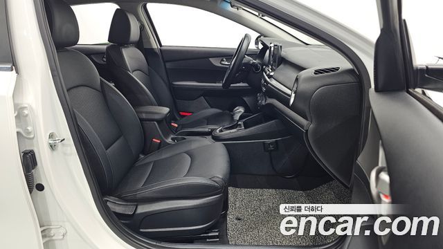 Kia K3 Trendy 2020 — фото 26