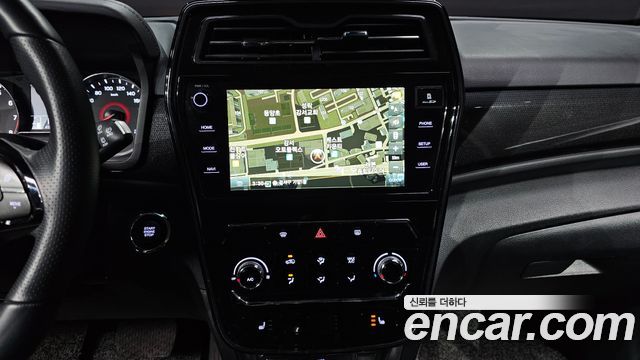 KG Mobility (SsangYong) Very New Tivoli Gasoline 1.5 2WD V3 2021 — фото 14