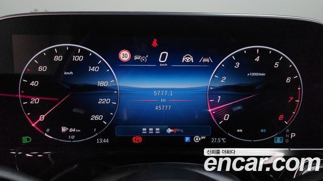 Mercedes-Benz E-Class (W214) E300 4MATIC AMG Line 2024 — фото 8